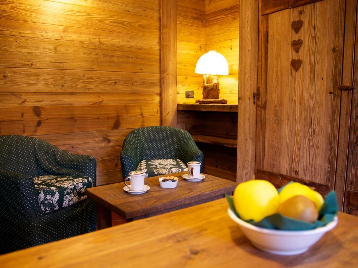 Hotel Milleluci Аоста Екстер'єр фото